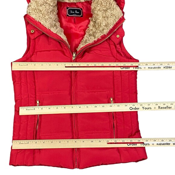 Love Tree Women's Red Vest Jacket Coat Size Medium- Light Weight - Picture 2 of 11